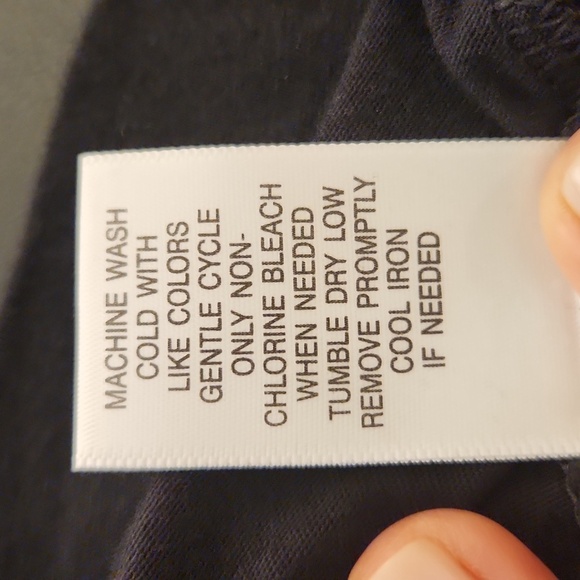 ELLE Women's Black Button Front V-Neck Rose Bud Detail Cardigan Sweater Size XS - Picture 11 of 11